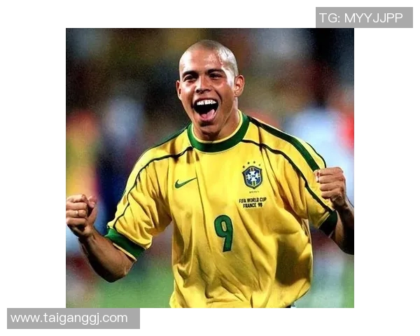 90年代足球明星高清照片回顾展现辉煌岁月与经典瞬间的视觉盛宴