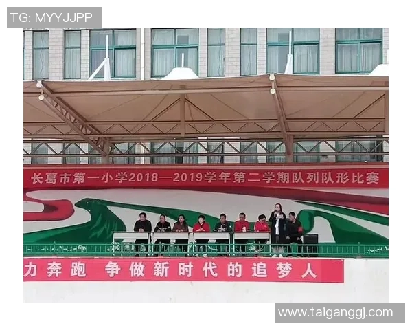 足球明星齐声支持哈里斯展现团结力量与激情追梦精神